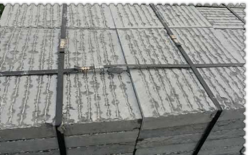 山东青石芝麻灰路侧石花岗岩青石路沿石浅灰色路牙石路侧石多少钱一米