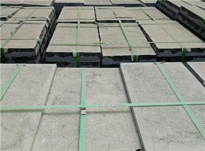 园林景观青石板材 公园铺路錾道面青石板 錾刀面青石板踏步石