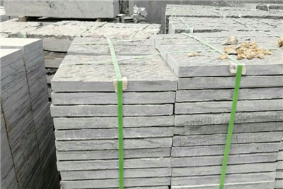 青石板材厂家报价 攒道面青石板多少钱一个平方