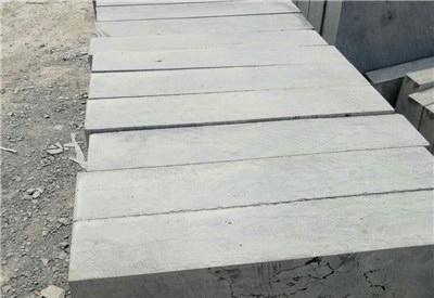 青石路沿石多少钱一个立方