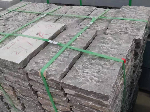 青石板材是优质的仿古石材 古建青石板适用于影视城仿古石材工程